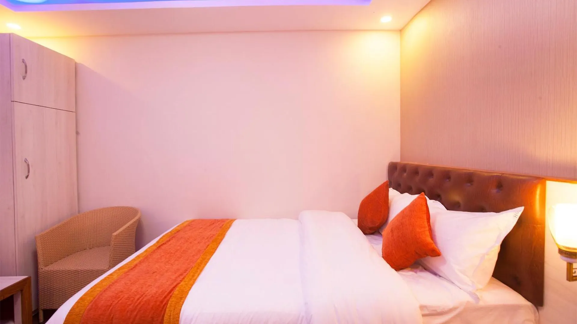Oyo 817 Hotel Garden Flower 加德满都 尼泊尔