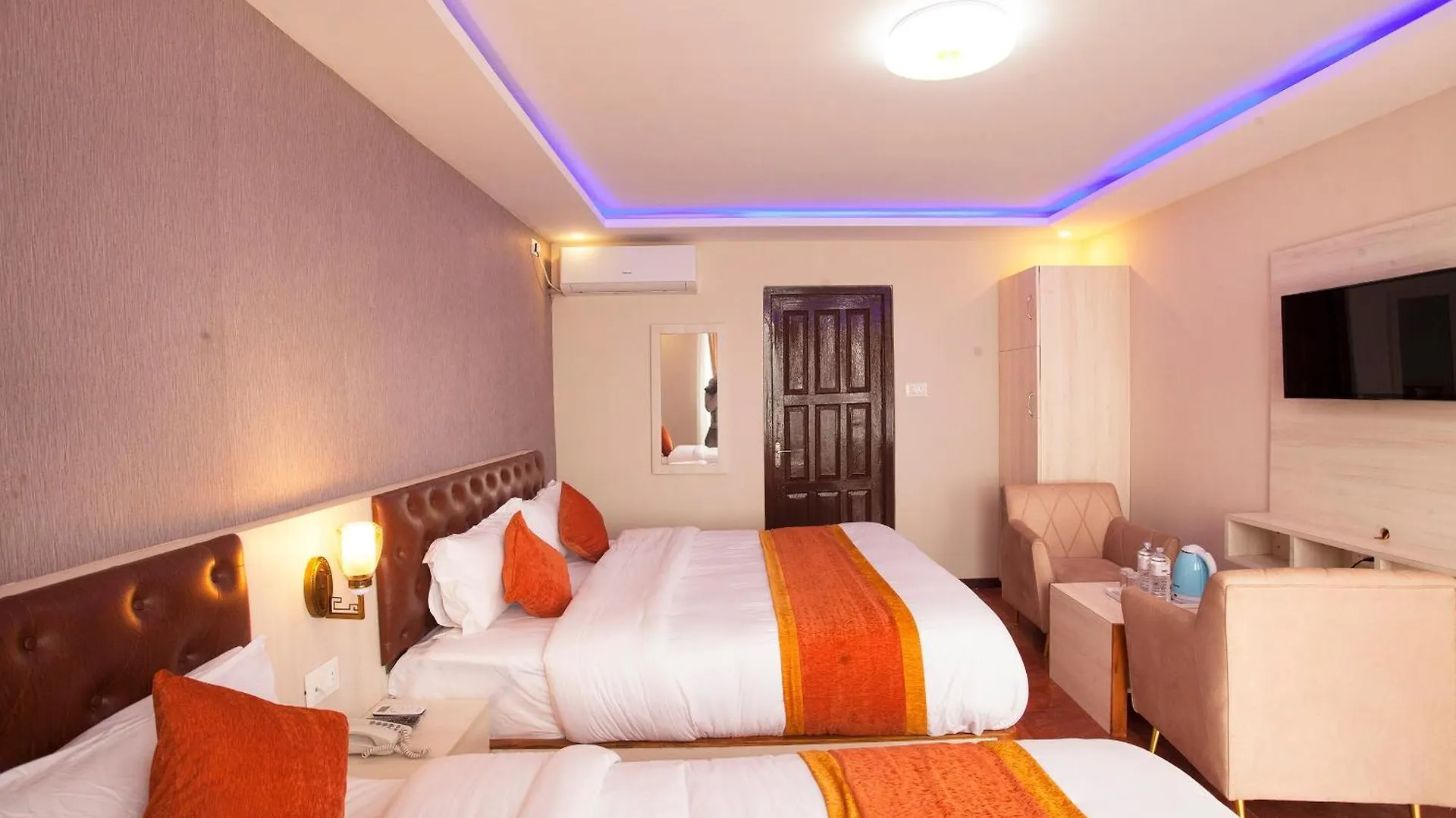 Oyo 817 Hotel Garden Flower 加德满都